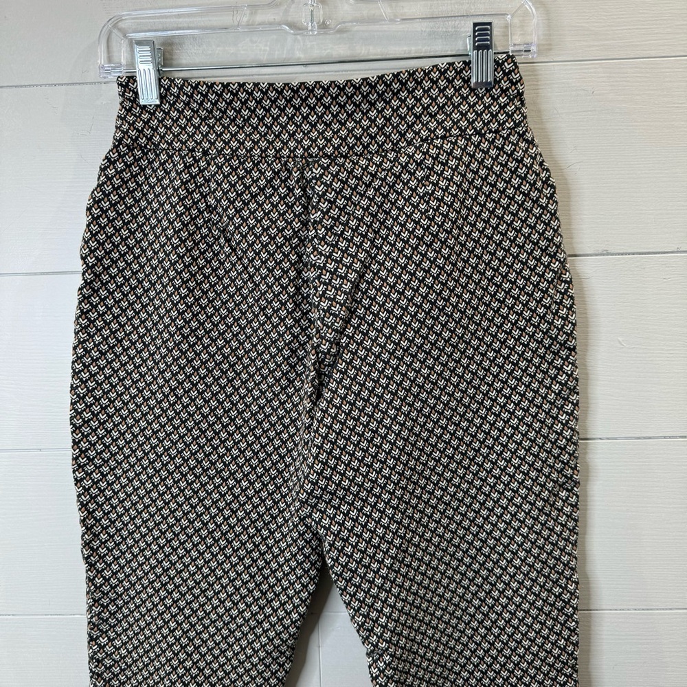 Versona Women's Pull On Modern Patterned Pants Size 6 - Picture 7 of 9